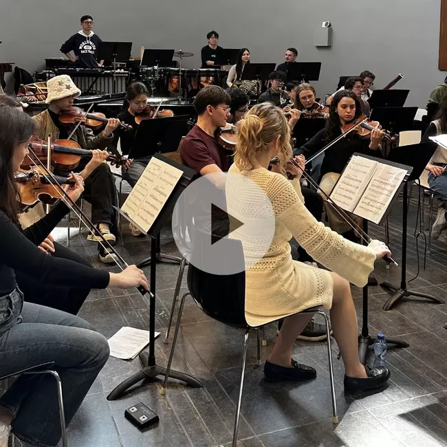 Dans les coulisses : les étudiants d'ARTS² préparent leur concert à Arsonic
