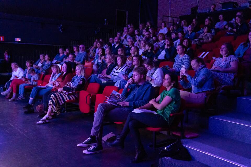 Soirée prof saison 25-26 - salle pleine